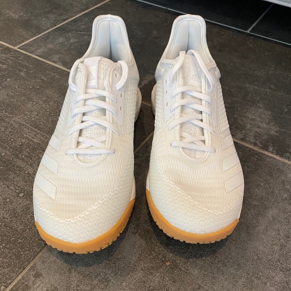 Woman’s crazy flight x3 Adidas volleyball